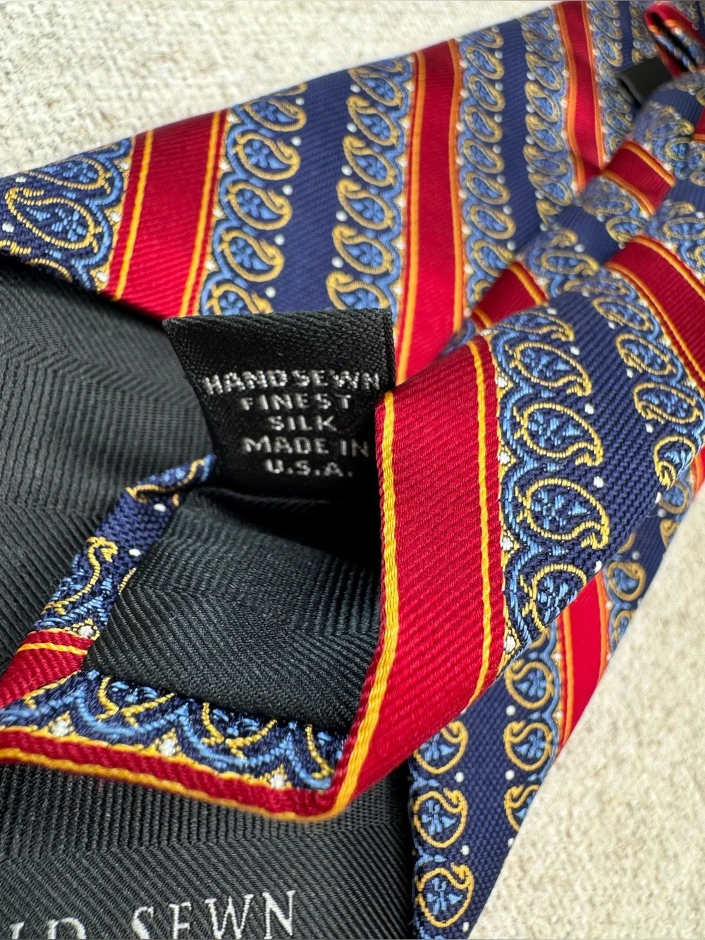 Robert‎ Talbott Carmel Silk Tie hand-sewn paisley striped navy blue, red USA